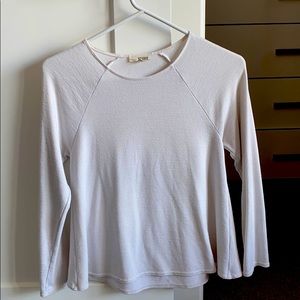 White 3/4 sleeve top